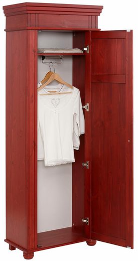 “Munich” wardrobe