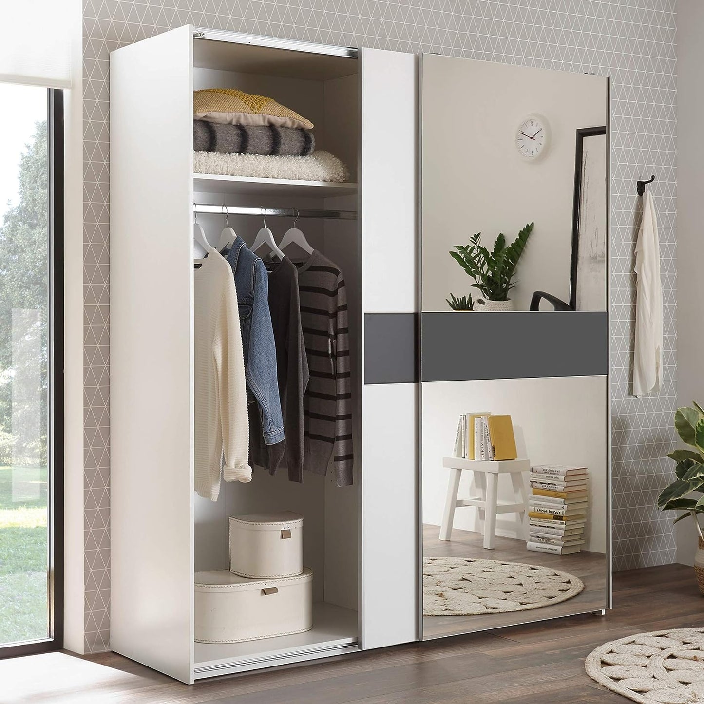 Linz Wardrobe from Möbelando
